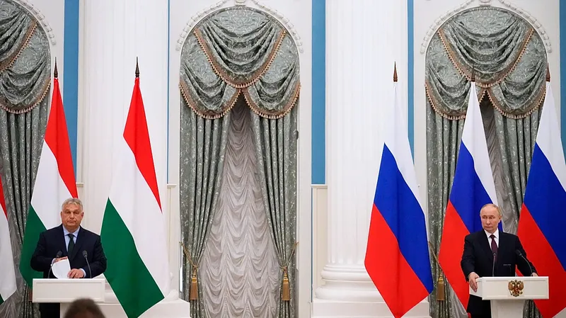 Orban Moskvada Putinlə görüşəcək