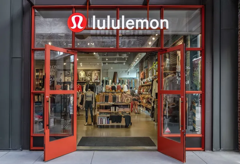 Lululemon III rüb üzrə gəlirlərini açıqlayıb