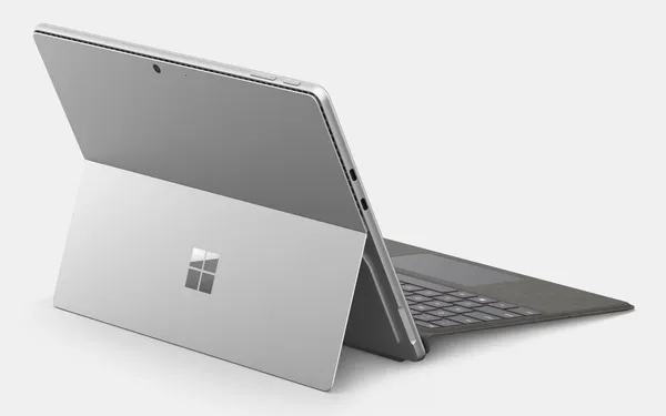 MSFT-Surface-Pro-10-sneak-carousel-pivot-4