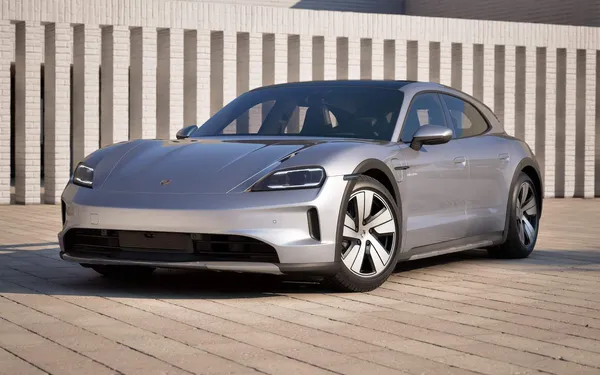 Porsche Taycan 4S Cross Turismo (1)