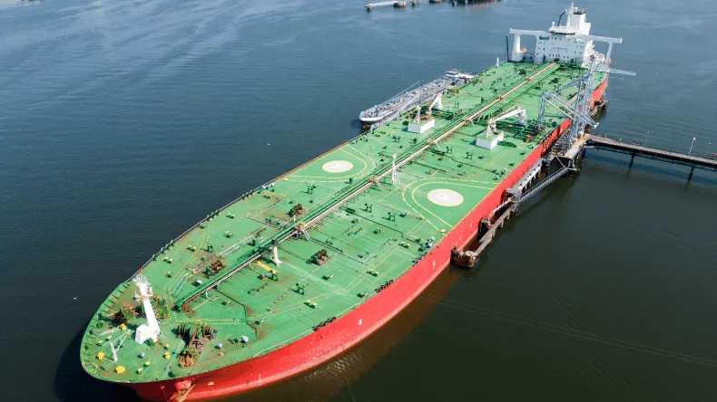 Hörmüz böhranı: tanker tarifləri rekord həddə çatıb