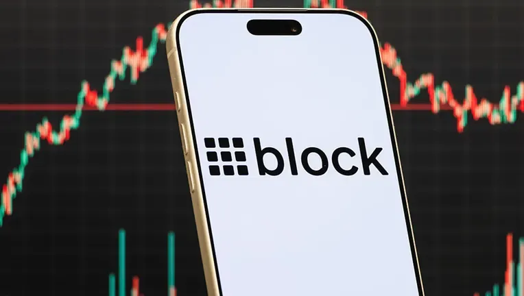 Block 40% işçisini ixtisar etsə də, səhmləri yüksəlir