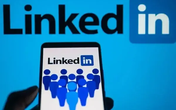 LinkedIn 875 iş yerini ixtisar edir
