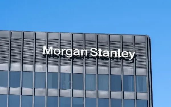 S&P 500 təzyiq altında