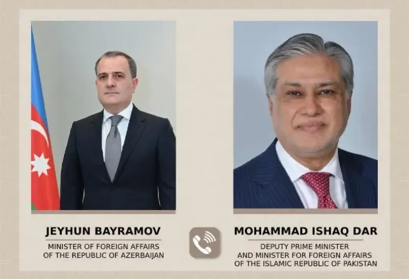 Ceyhun Bayramov Pakistanlı həmkarı ilə danışıb