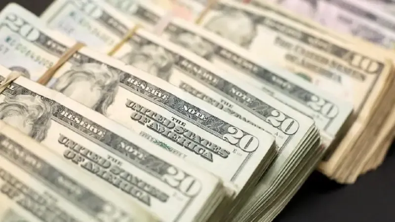 Dollar zəiflədi, qızılın unsiyası $4,429.89-a yüksəldi