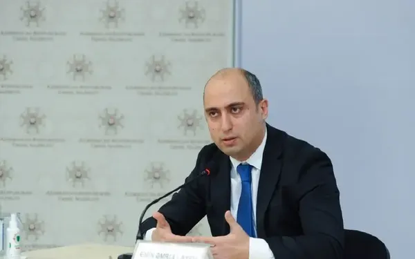 emin əmrullayev