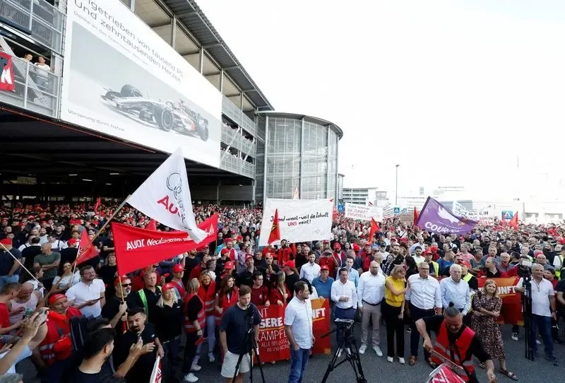Audi-nin Almaniyadakı zavodunda 6,000 işçi bağlanma ehtimalına etiraz edib