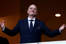 FIFA kommersiya hüquqlarının satış planından imtina etdi