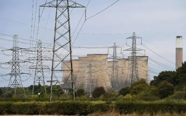 elektrik dirəkləri atom elektrik stansiyası