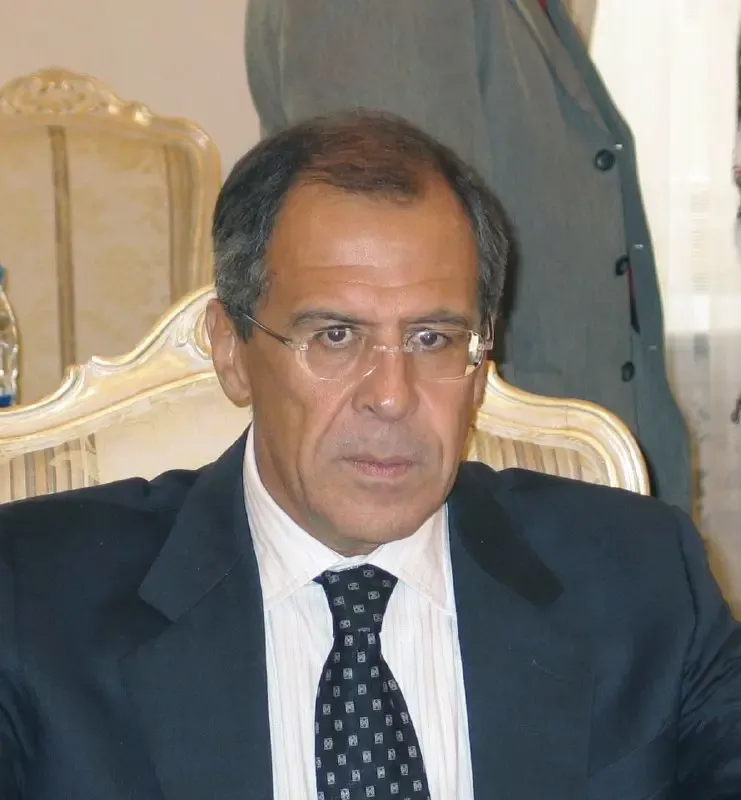 Lavrov NATO-nun Arktikadakı fəaliyyətini Rusiyaya təhlükə saydı