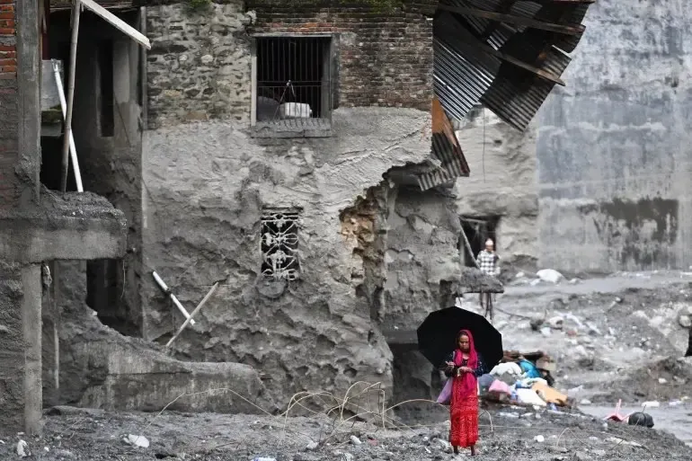 Nepal-Çin sərhədində daşqınlarda ölənlərin sayı 1000-i keçib