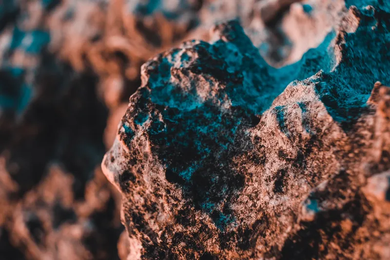 Kritik minerallar dünya enerji təhlükəsizliyi üçün əsas riskə çevrilir