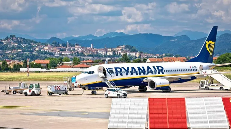 İtaliya Ryanair-ə 255 milyon avro cərimə kəsib