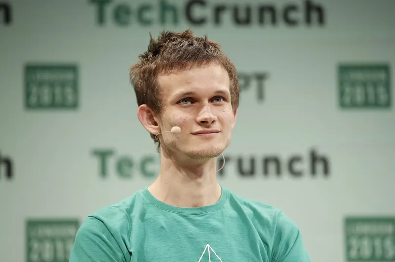 Vitalik Buterin Tornado Cash proqramçısı Roman Storma açıq dəstək verib